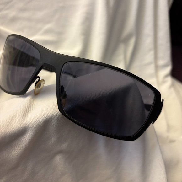 Oakley Spike Matte Black Sunglasses Black Iridium - Picture 1 of 8